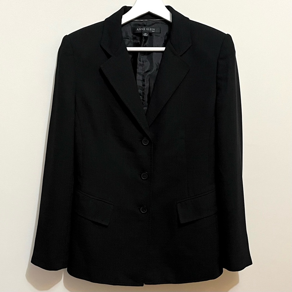 Anne Klein Suit • 8P • Black Three Button Blazer Suit Separate Jacket